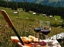 TURISMO, PAROLINI:1,2 MILIONI PER LA PROMOZIONE DI QUELLO ENOGASTRONOMICO